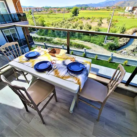 Апартаменты Very Hygienic Close To The Center And The Airport