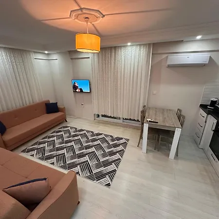 Very Hygienic Close To The Center And The Airport Апартаменты