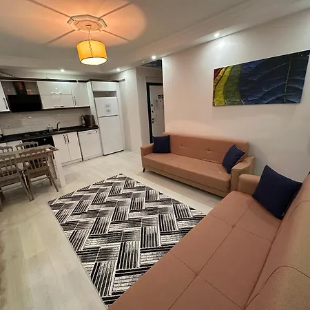 Апартаменты Very Hygienic Close To The Center And The Airport *