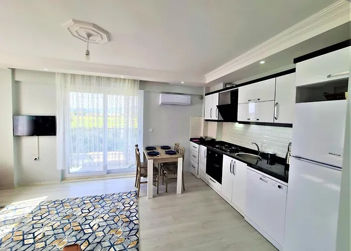 Very Hygienic Close To The Center And The Airport Апартаменты